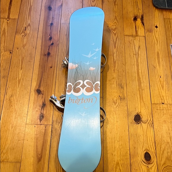 Burton Feather Women’s Snowboard - 139 - Picture 4 of 9